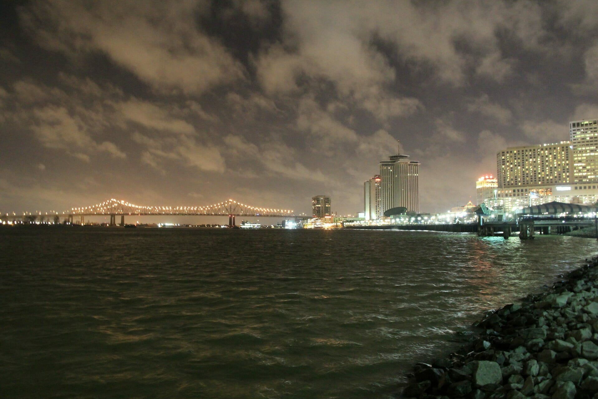 New Orleans, by the river