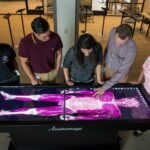 Image of students studying at a virtual reality learning center